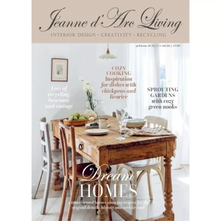 Jeanne d'Arc Living English Edition-3nd issue 2025 25041648