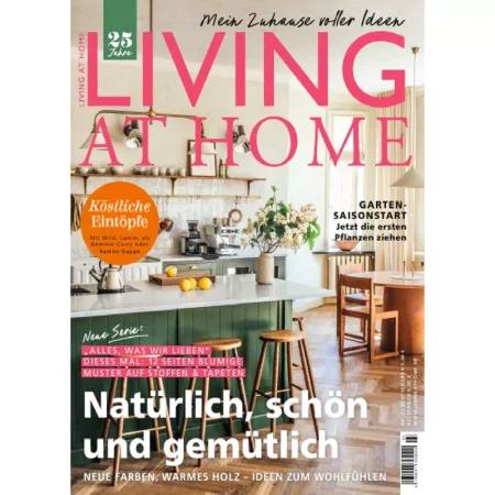Living at Home-Marz 2025 25031949
